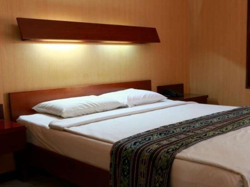 Paradiso Beach Inn Kuta Lombok Exterior foto