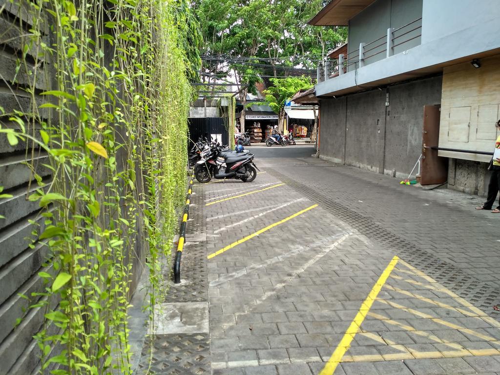 Paradiso Beach Inn Kuta Lombok Exterior foto