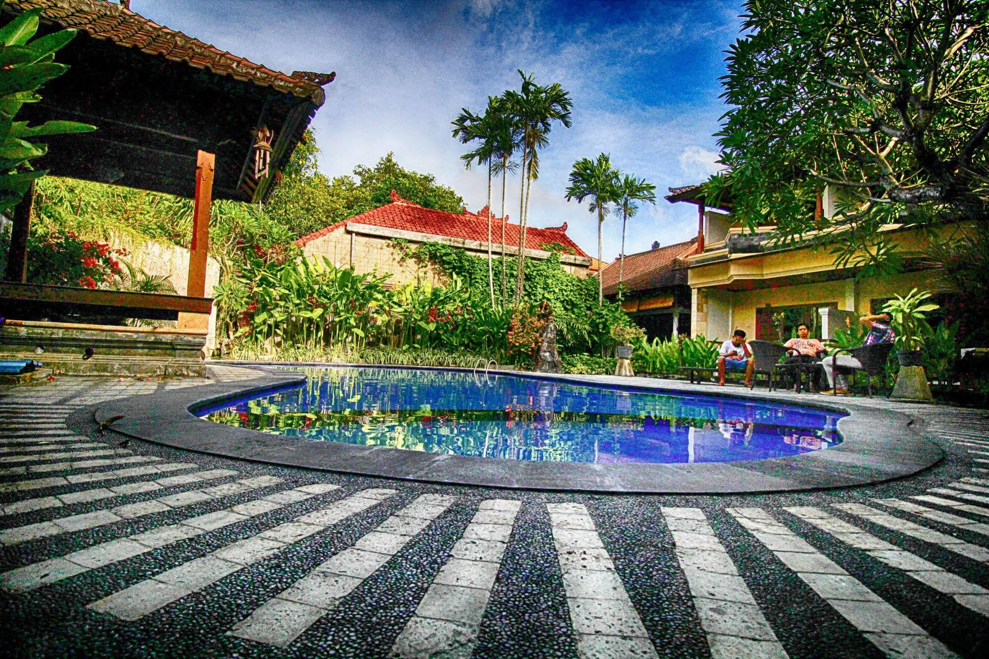 Paradiso Beach Inn Kuta Lombok Exterior foto